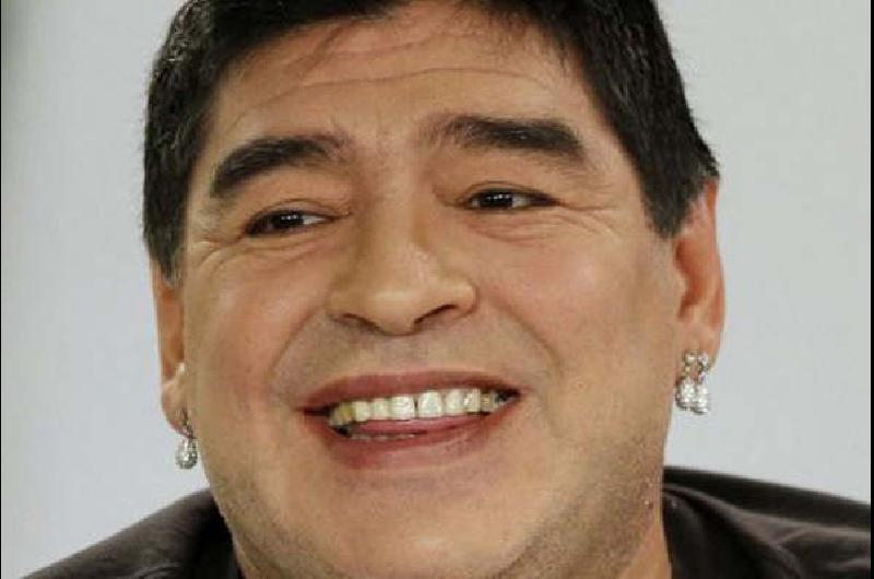 Maradona contra Ojeda Diego Maradona no para y está a punto de abrir