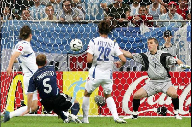 Se cumplen diez años del golazo de Cambiasso en Alemania El tanto