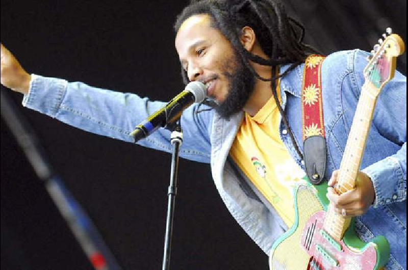 El hijo mayor de Bob Marley lanza nuevo disco El músico jamaiquino