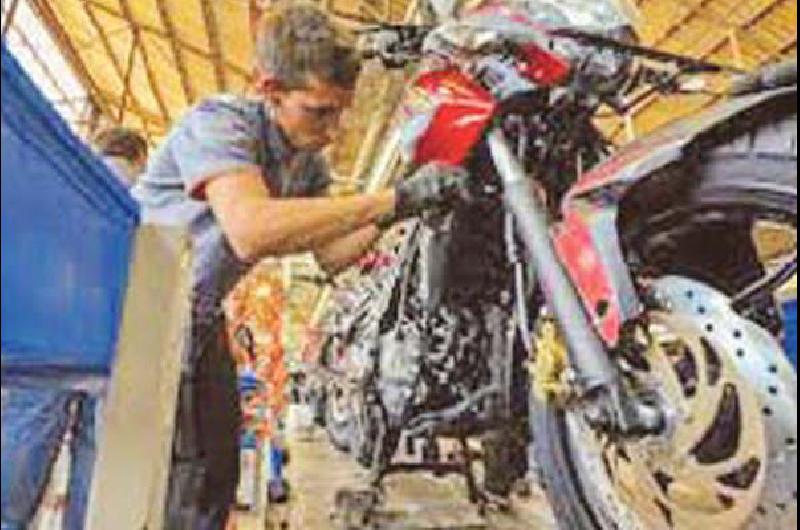 Kawasaki Fabricar Motocicletas En El Pa S El Fabricante Japon S De