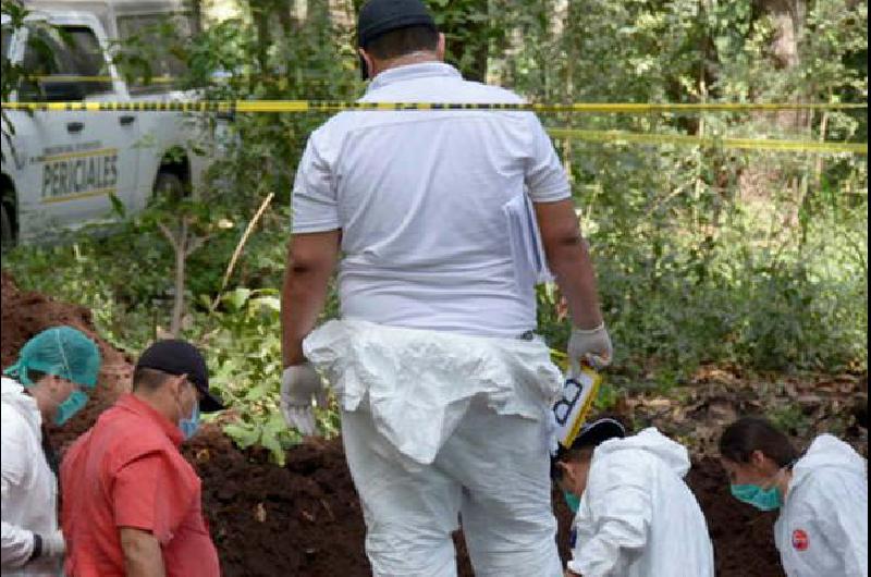 Encontraron Al Menos Cad Veres En Seis Fosas Clandestinas En M Xico