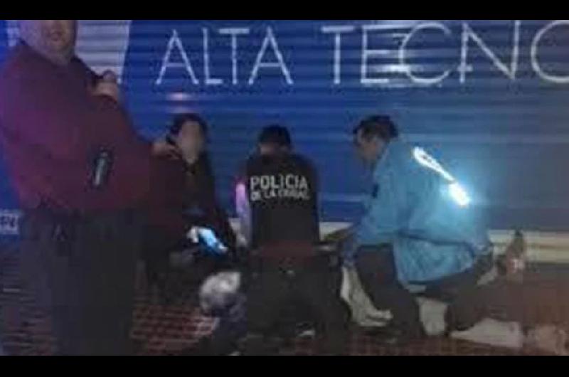 Trat De Robar Comida De Un Supermercado Y Lo Mataron A Golpes En El