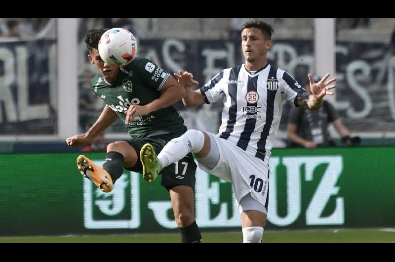 Talleres debutó con un sólido triunfo ante Sarmiento en el Kempes