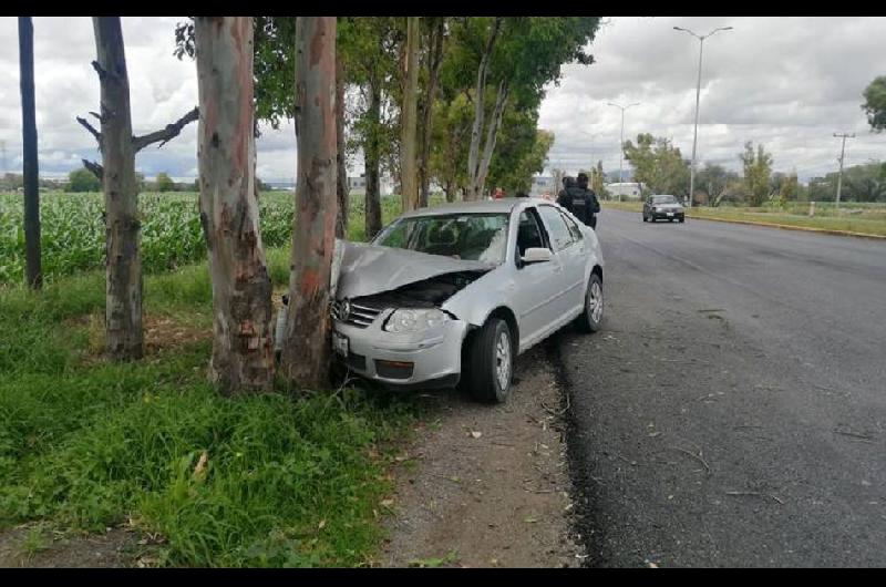 Una Mujer De A Os Falleci En La Ruta Su Esposo E Hijos Fueron