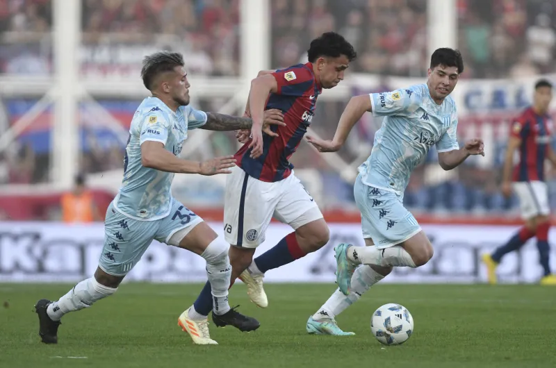 San Lorenzo y Racing quedaron a mano en un clásico caliente y con