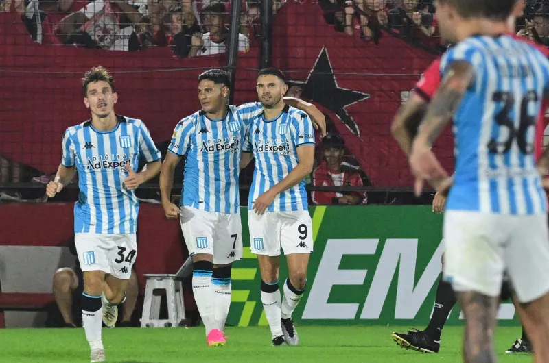 Una Aplanadora Racing Fren A Newell S En Rosario Mura Mart Nez