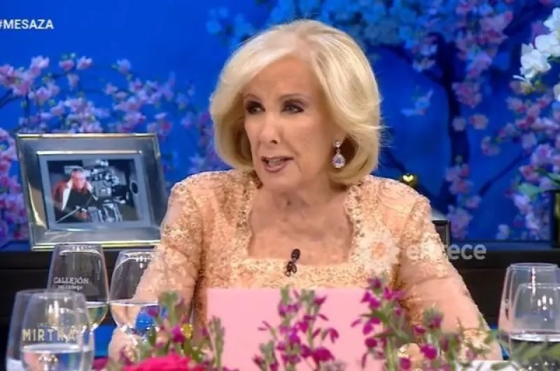 Es Feo A M No Me Gusta La Cr Tica De Mirtha Legrand A La Estatua