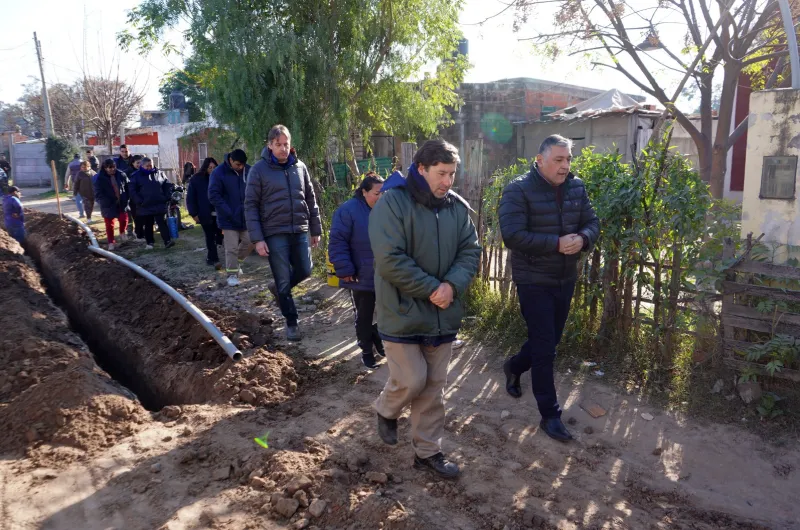 Cederán parte de sus terrenos para tener calle en el Bº IV Centenario