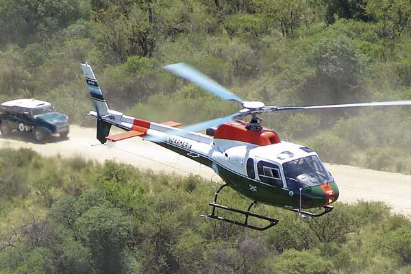 Gendarmeriacutea persigue con helicoacuteptero y obliga a bajar a avioneta narco