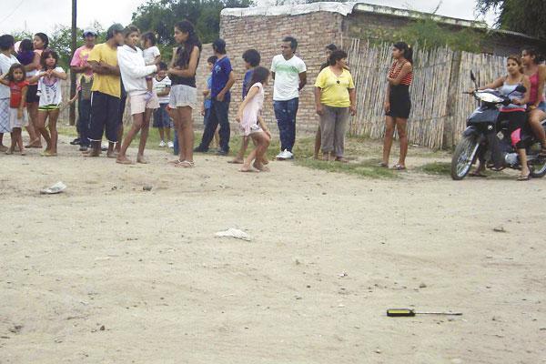 ESTUPOR Familiares de Gutiérrez no pueden creerlo La policía secuestró un destornillador