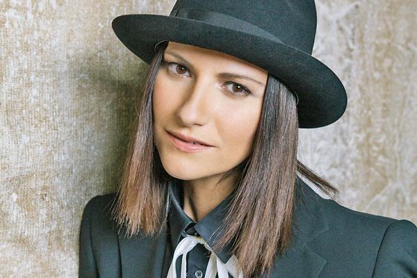 Laura Pausini celebraraacute en Buenos Aires sus 20 antildeos de eacutexito