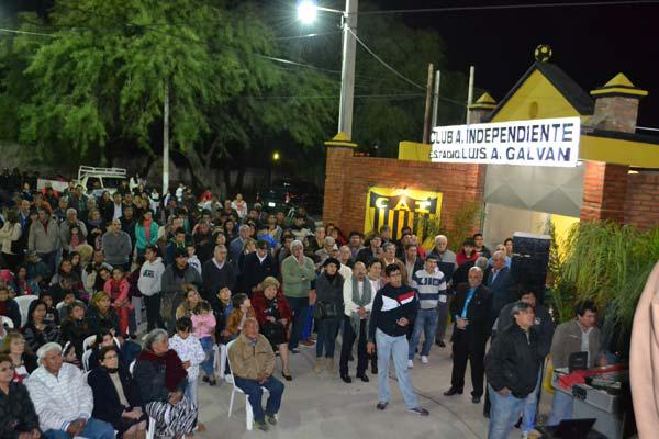 El estadio de Independiente de Fernaacutendez ya lleva el nombre de Luis Adolfo Galvaacuten