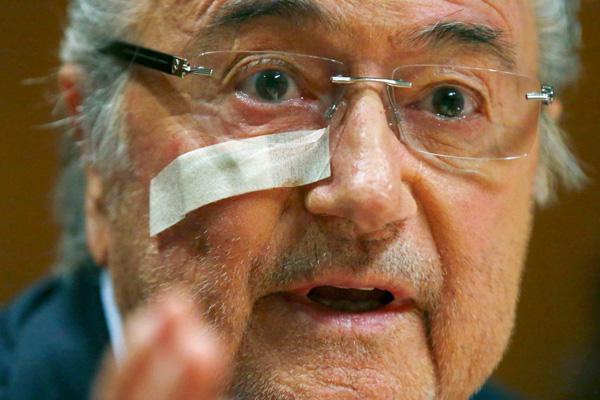 Blatter- Incluso suspendido sigo siendo el presidente