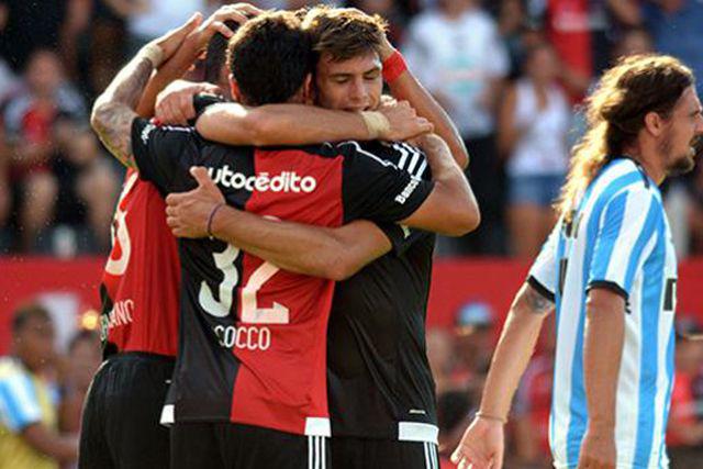 Newells se impuso con una aplastante goleada ante Racing