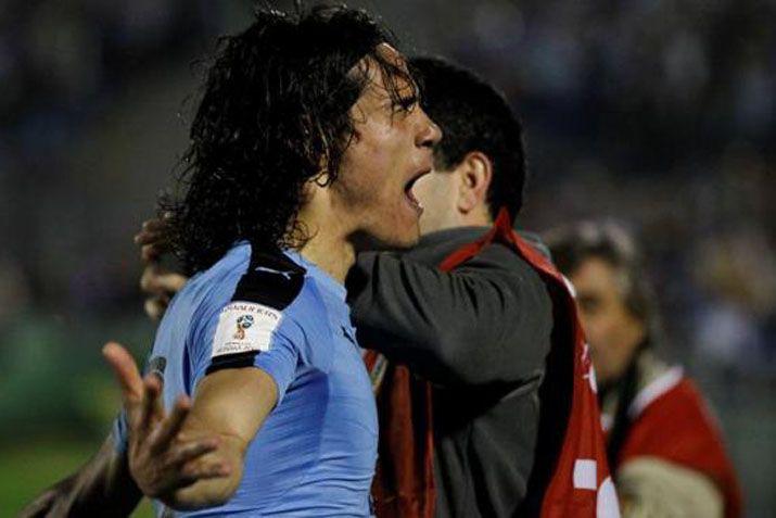 Con gol de Cavani Uruguay le ganoacute 1 a 0 a Peruacute