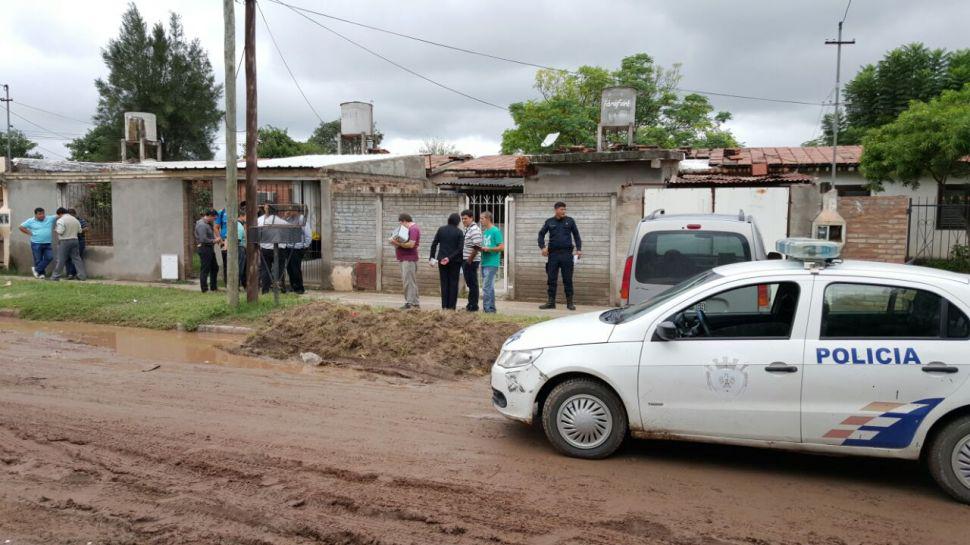 La Divisioacuten homicidios investiga la casa donde viviacutea Silvina Santillaacuten