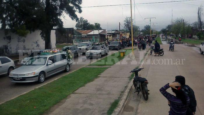 Antildeatuya despidioacute a los hermanos Santillaacuten