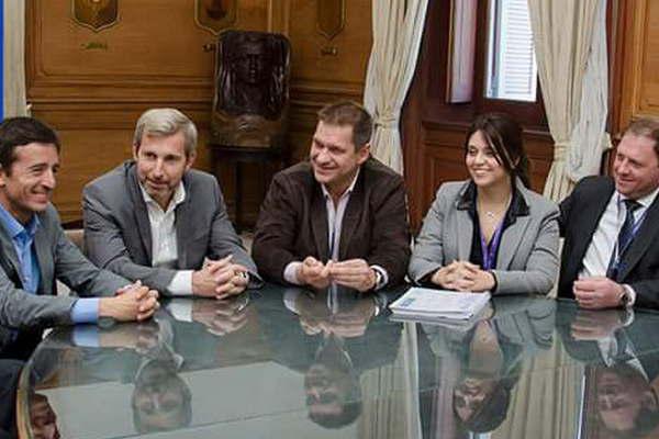 La delegada del Enacom Santiago se reunioacute con Frigerio 