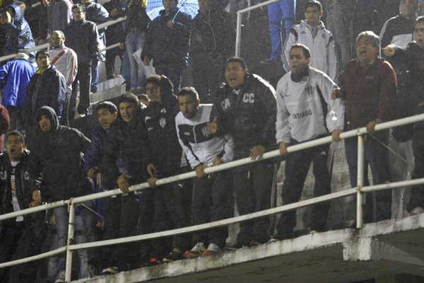 Serios incidentes con los hinchas tras la derrota