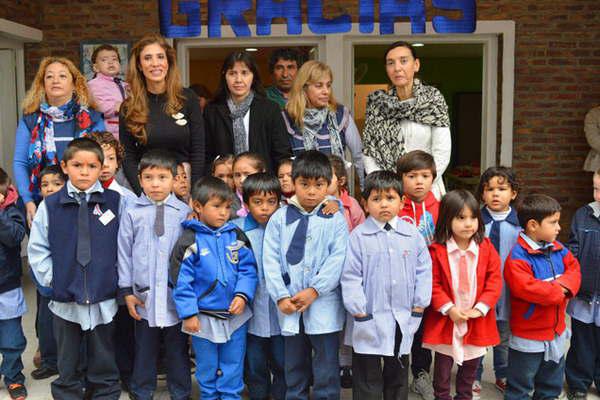 Claudia de Zamora- Cada nueva obra nos alienta  a seguir trabajando e invirtiendo en educacioacuten