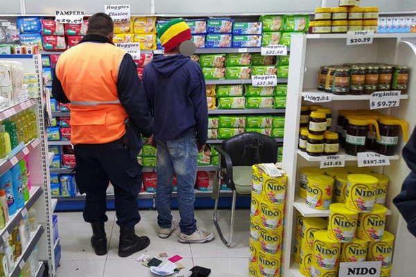 Detenido por intentar robar en una farmacia