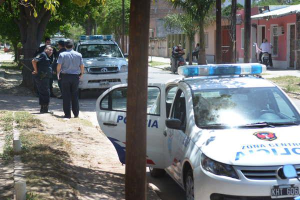 Fue a una consulta meacutedica y le roban su moto