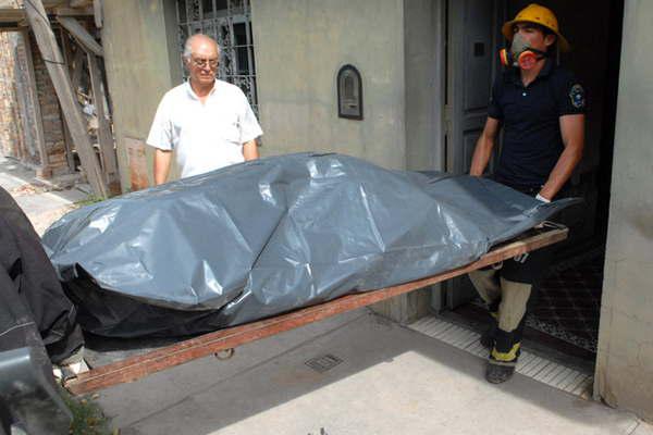 Hallan sin vida a un hombre en su casilla 