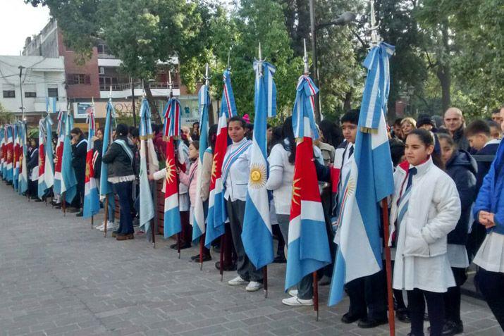 Autoridades participaron del acto por el 25 de Mayo