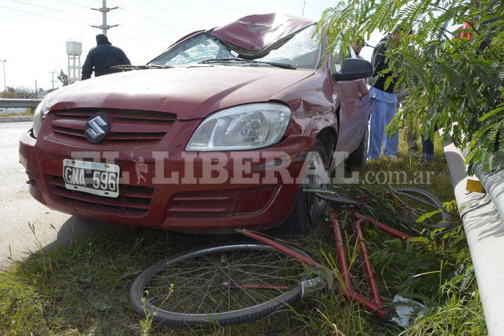 Murioacute un ciclista atropellado en autopista La Banda - Santiago