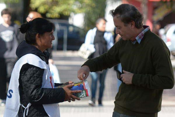 Con gran expectativa se inicia la Colecta Anual de Caacuteritas en todo el paiacutes