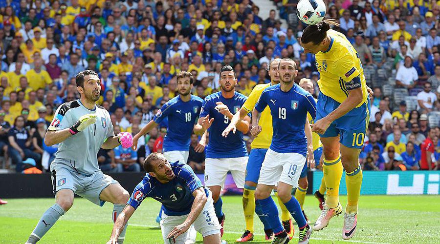 Con un gol de Eder Italia derrotoacute a Suecia en el final