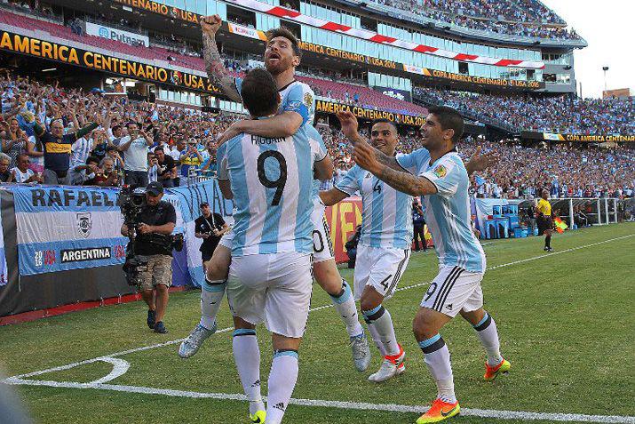 Argentina goleoacute a Venezuela y es semifinalista