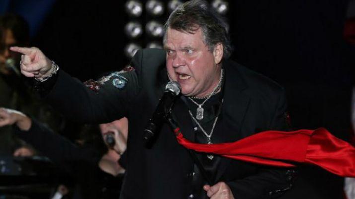 Video- Meat Loaf se desplomoacute en pleno recital