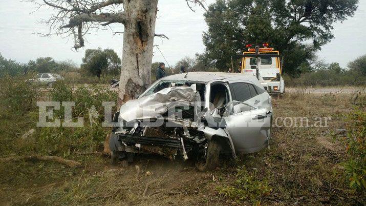 Subcomisario de la policiacutea fallecioacute en terrible accidente