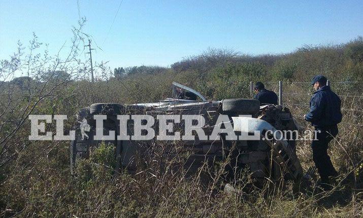 Una docente en grave estado tras volcar en ruta 89