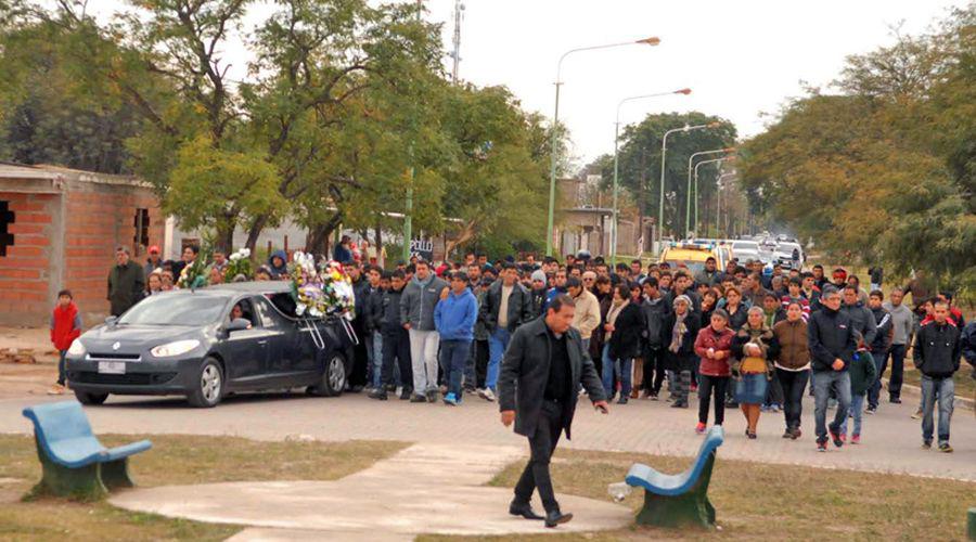 Sepultaron en Loreto los restos del subcomisario fallecido en un accidente