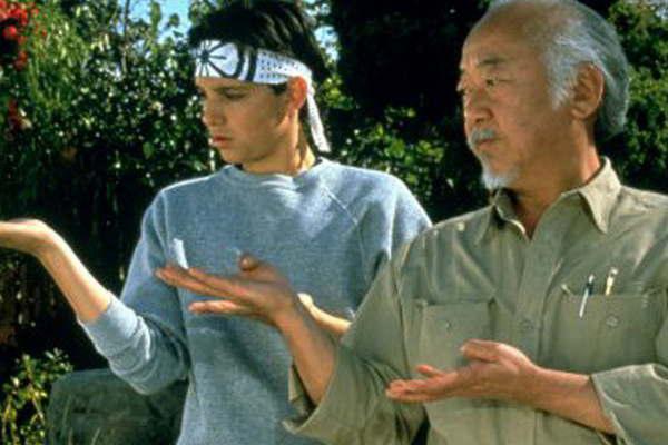 Daniel San de Karate Kid protagonizaraacute serie porno 