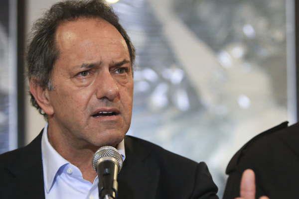 Investigan a Scioli por el retiro de 20000 millones de pesos en plena campantildea electoral