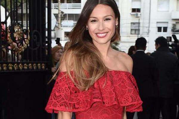 Pampita- Benjamiacuten  ve a nuestros hijos cuatro diacuteas al mes 