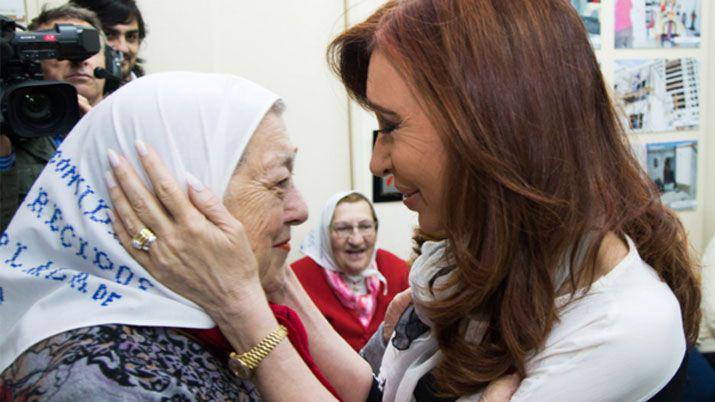 Cristina se reuacutene con Hebe de Bonafini previo a las 2000 rondas de las Madres