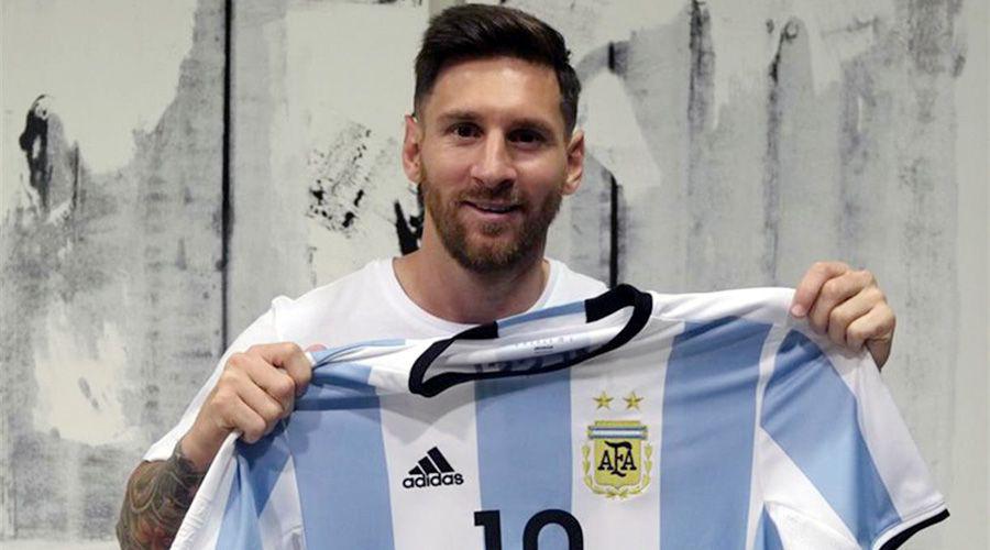 Messi- Amo demasiado a mi paiacutes