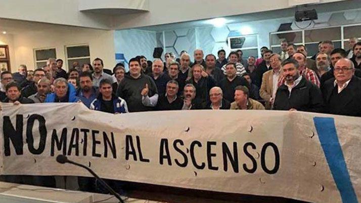 Ftbol de Ascenso- resuelven no empezar los campeonatos