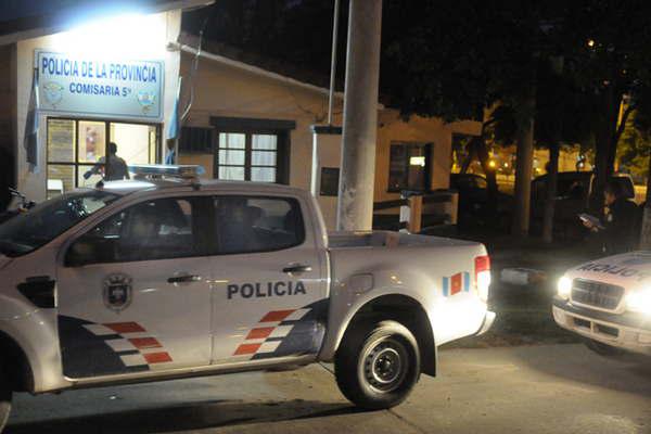 Detuvieron a un hombre que le propinoacute una feroz golpiza a su pareja