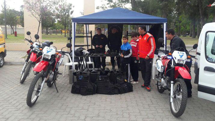 Los niños fueron agasajados por la Policía