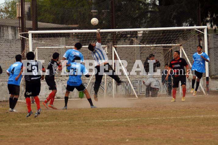 Los partidos se encuentran dentro del programa del Torneo Carlos Titi Roldn de Loreto