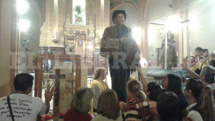 El Sentildeor de Mailiacuten y la Cruz de Mataraacute ya estaacuten en la Catedral