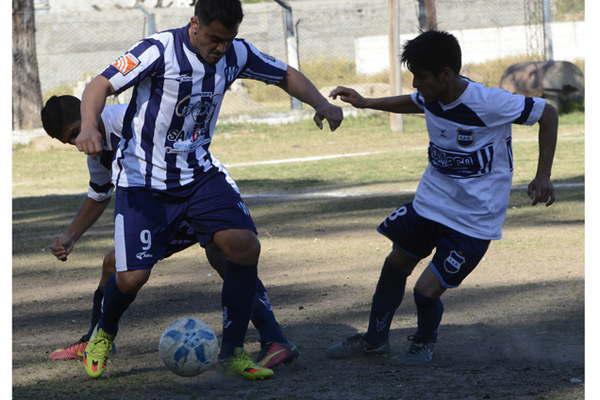 Era de Sarmiento pero Estudiantes lo empatoacute sobre el epiacutelogo del partido 