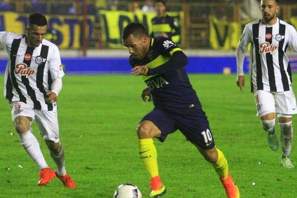 Boca ganoacute con un Teacutevez inspirado