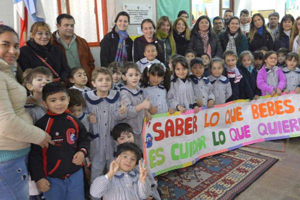 Alumnos y padres del Jardiacuten  Froebel compartieron una jornada de concientizacioacuten 