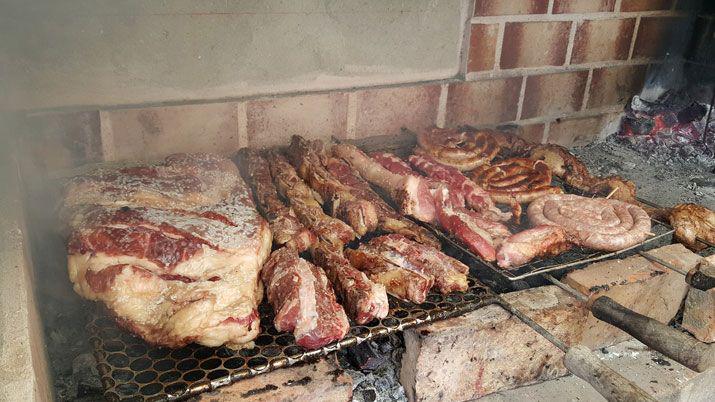 Hoy se conmemora el Diacutea Nacional del Asado Argentino